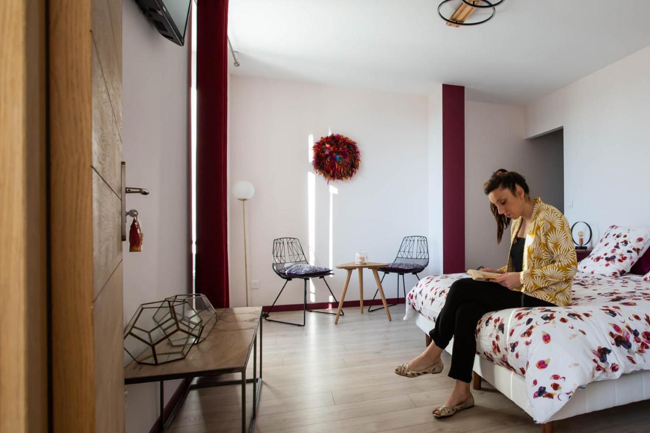 Au Bouchon Hotel Saint-Aigulin Eksteriør billede