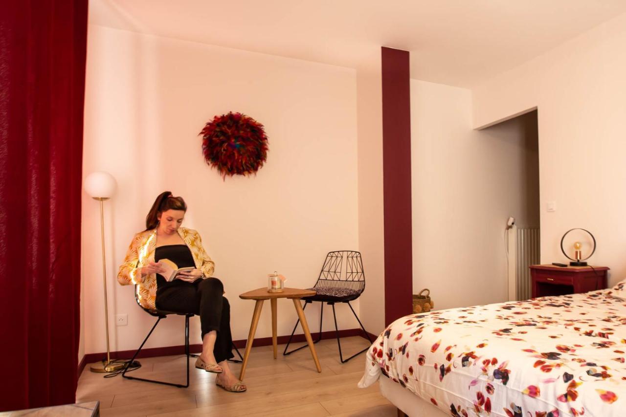 Au Bouchon Hotel Saint-Aigulin Eksteriør billede