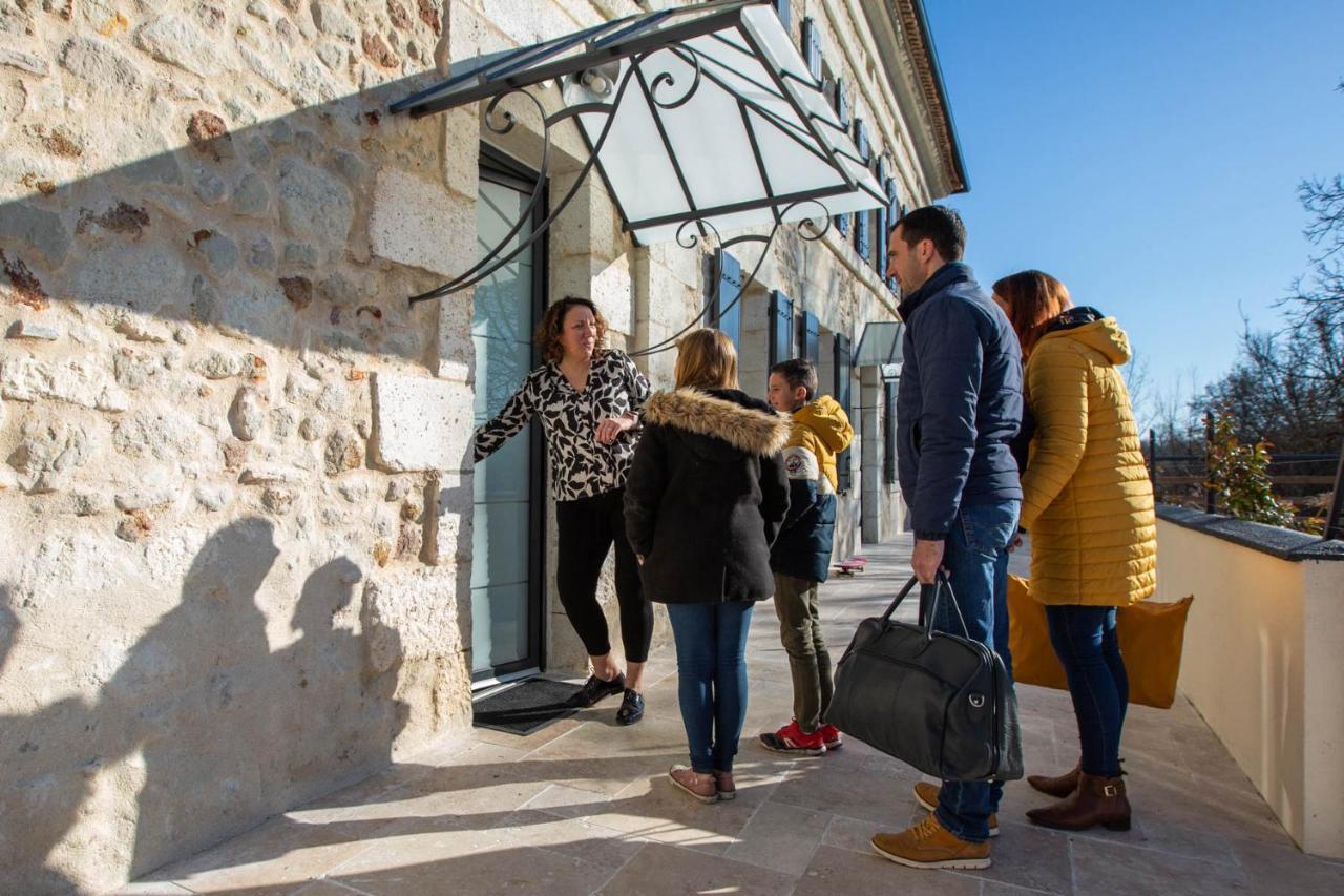 Au Bouchon Hotel Saint-Aigulin Eksteriør billede
